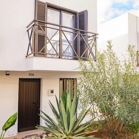 Holiday home Tenerife Surf & Sun In Americas *