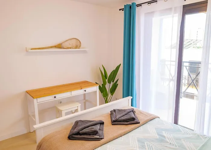 Tenerife Surf & Sun In Americas Playa de las Americas (Tenerife)